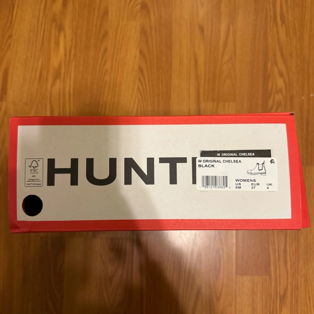 Hunter Black Rain Chelsea Boots - Picture 5 of 5